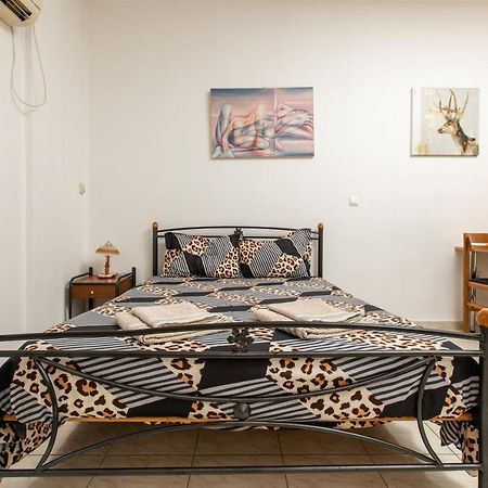 Central Cozy Apartment Спарті Екстер'єр фото
