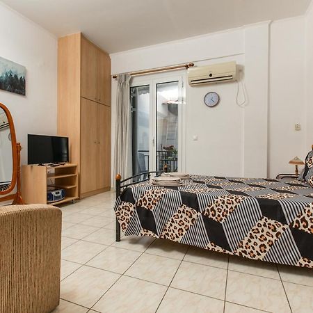 Central Cozy Apartment Спарті Екстер'єр фото