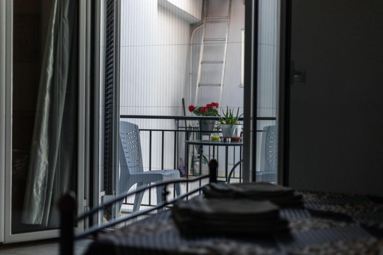 Central Cozy Apartment Спарті Екстер'єр фото