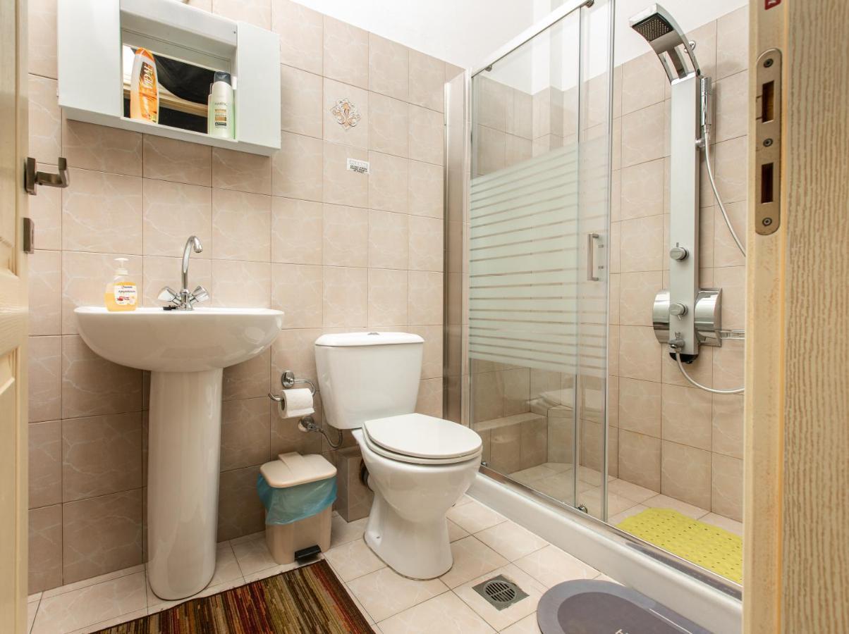 Central Cozy Apartment Спарті Екстер'єр фото